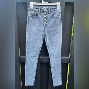 Pistola Women's Aline High Rise Skinny Jeans NWOT Light Grey Size 26